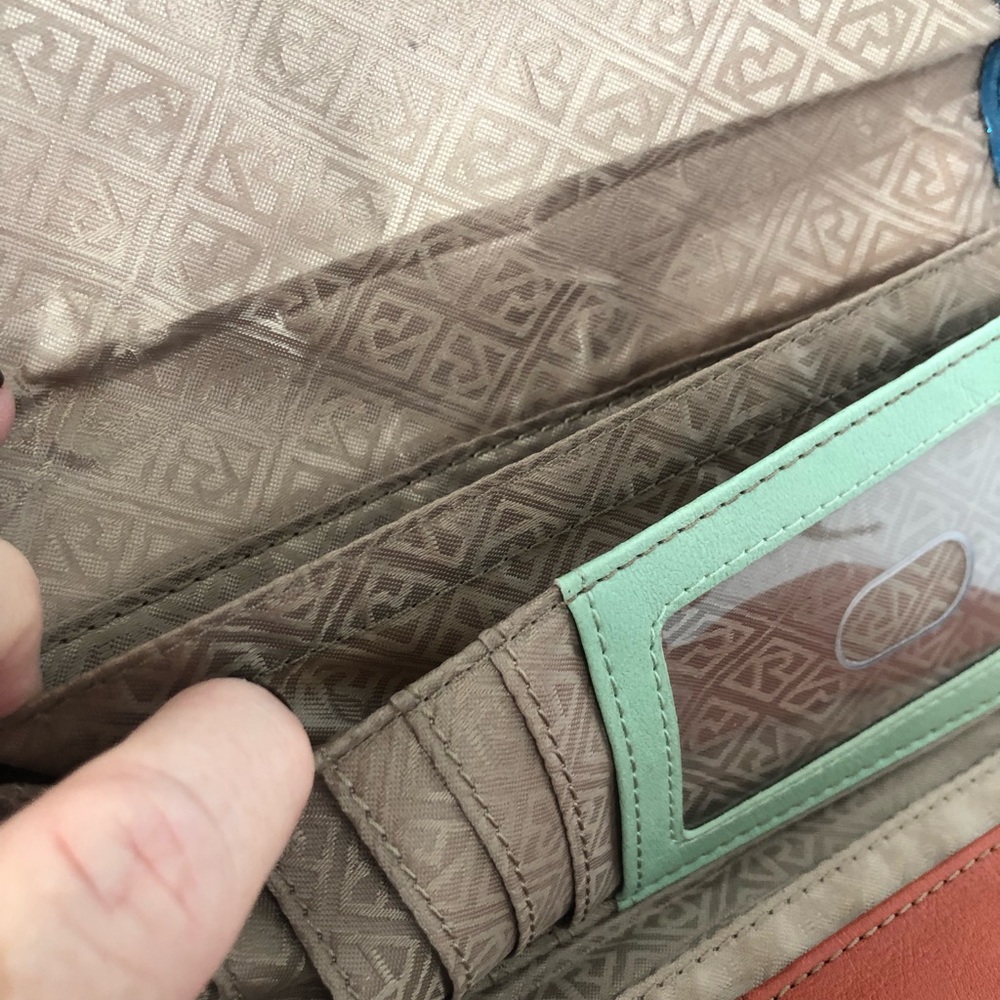 Relic Heart Wallet - Picture 5 of 6